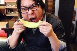 娱乐吃瓜君和娱乐资讯君,揭秘娱乐圈最新热点，带你畅游八卦海洋